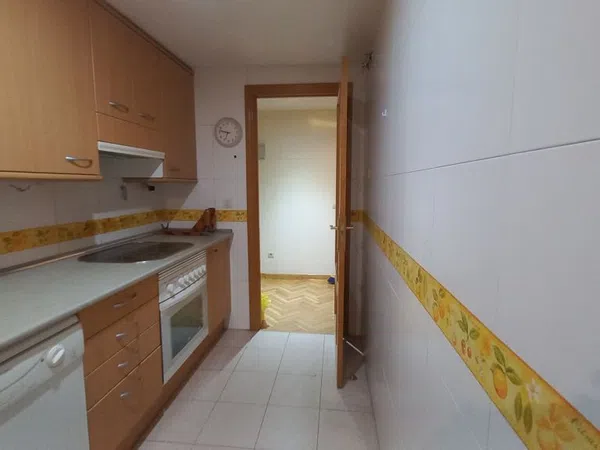 Piso en Urb. valdesol xi Barrio Valderas - Los Castillos - Foto 7