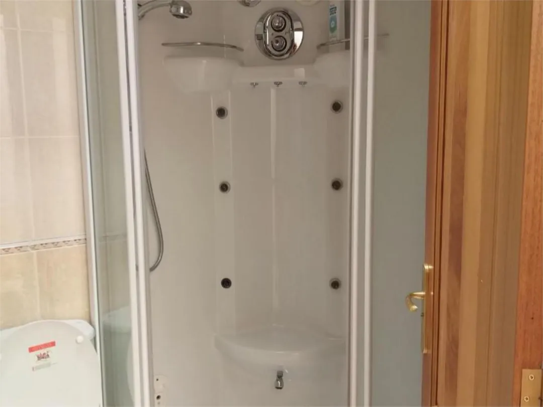 Casa adosada en  Avenida de los Majuelos 64 - Foto 9