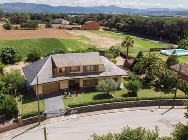 Chalet en Sant Antoni de Vilamajor - Foto 1