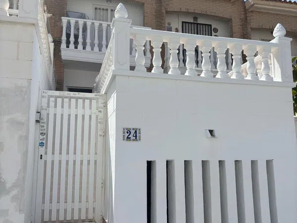 Dúplex en Calle Islas Canarias, 24, Arenales del Sol, Arenales del Sol - Foto 1