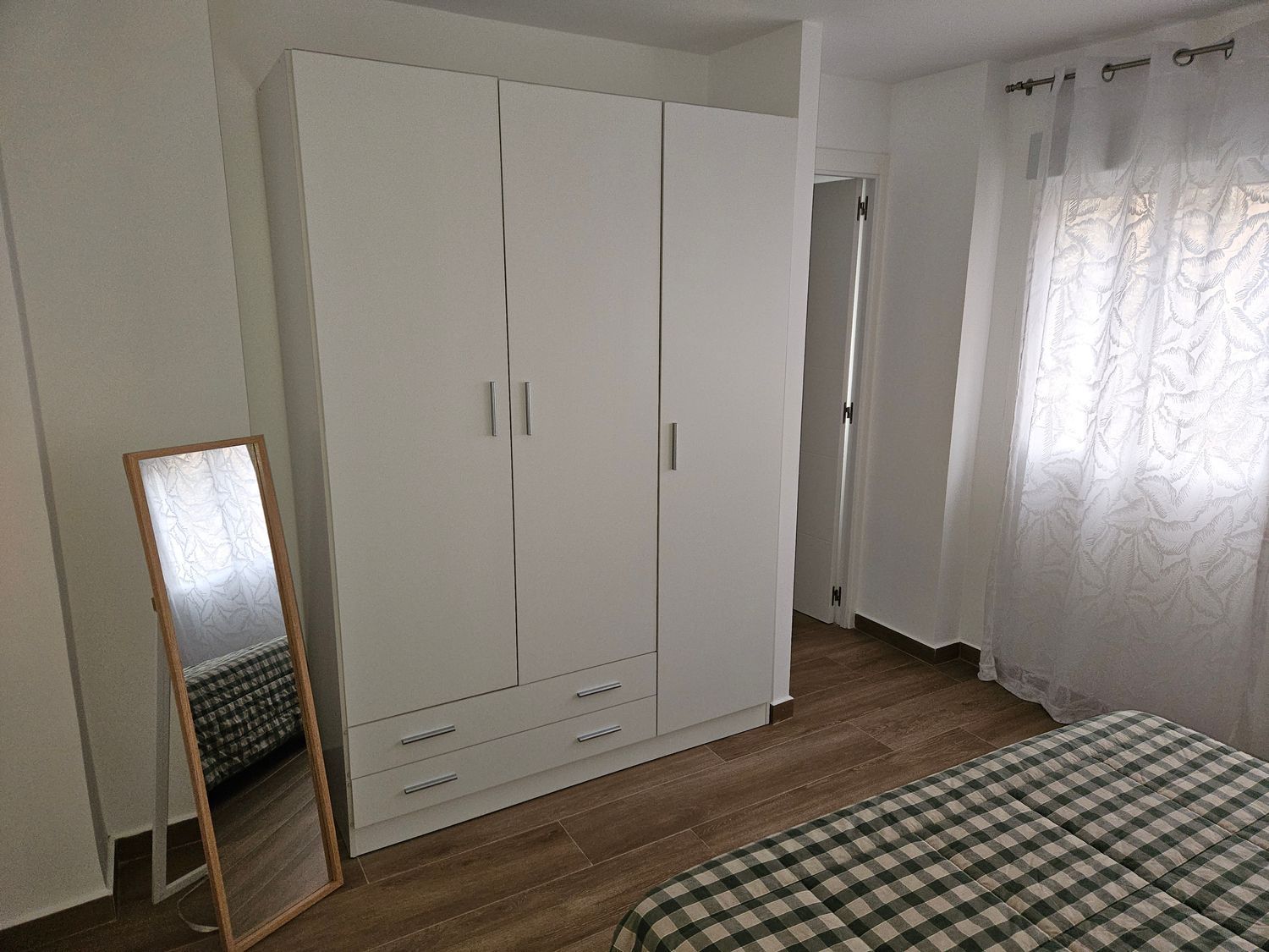 Piso en calle Obispo Ciriaco Benavente, 1 - Foto 2