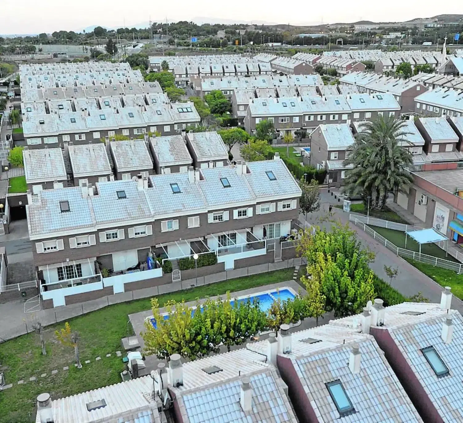 Chalet adosado en calle Álamo, 68 - Foto 1