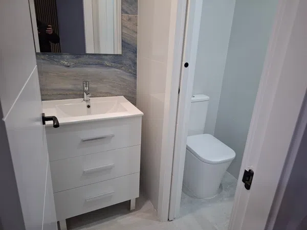 Estudio en avenida de Carlos III, 42 - Foto 2