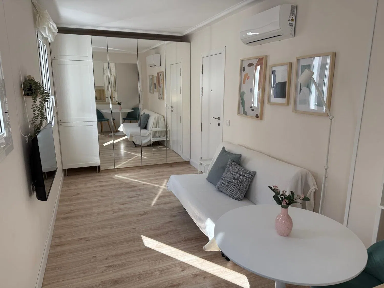Estudio en calle de Oudrid, 14 - Foto 2