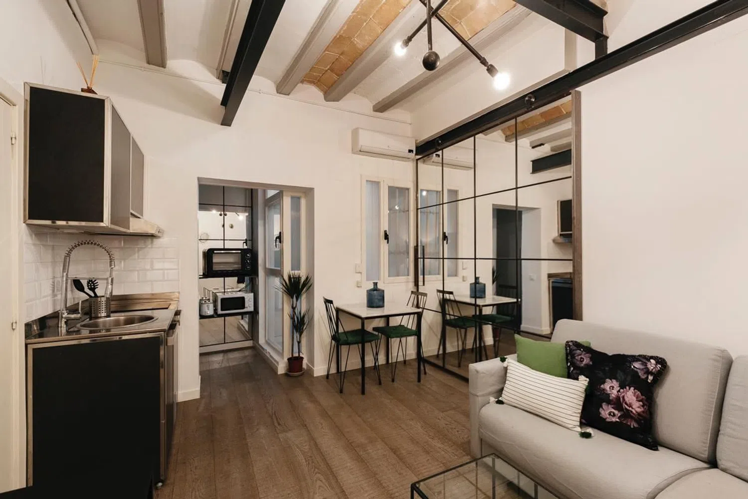 Estudio en calle d'en Gignàs, 5 - Foto 4