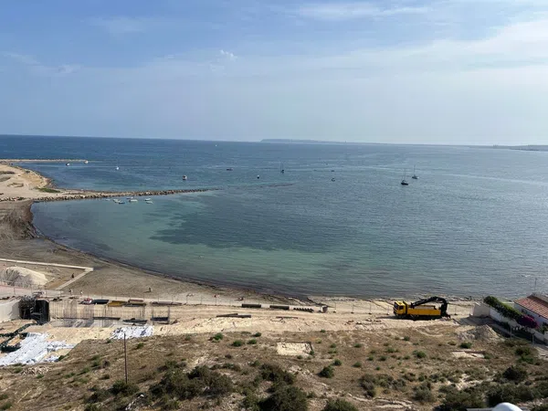 Ático en avenida de la Costa Blanca, 12