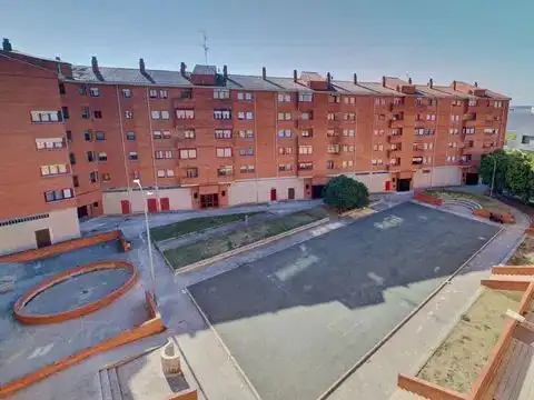 Piso en  Plaza Teodoro Rada 4 - Foto 3