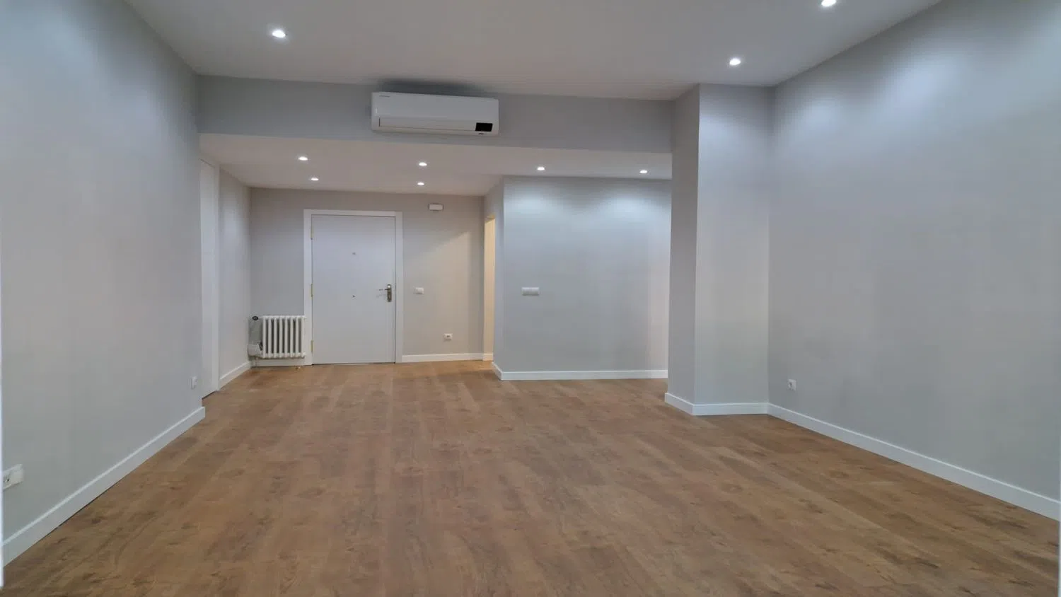 Piso en avenida del General Perón, 3 - Foto 2