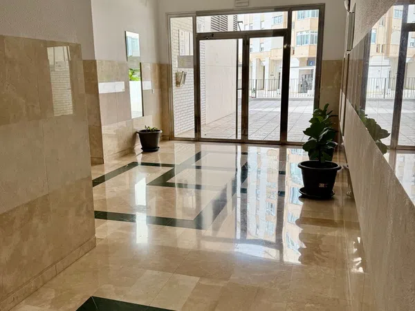 Piso en calle Frank Capra, 3