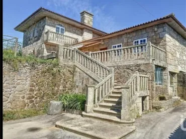 Casa adosada en Vilanova de Arousa - Foto 1