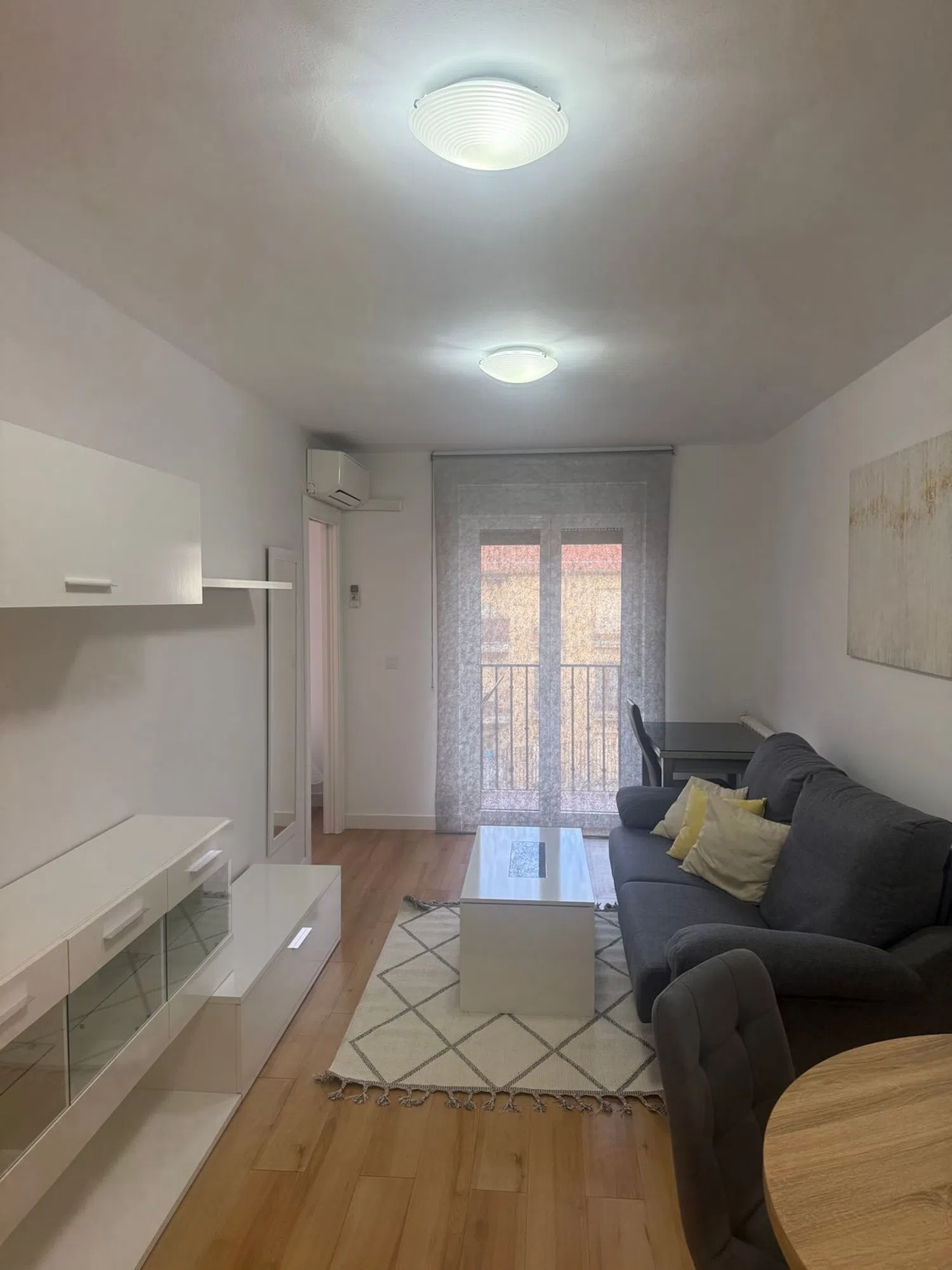 Piso en avenida de los Reyes de España, 26 - Foto 1