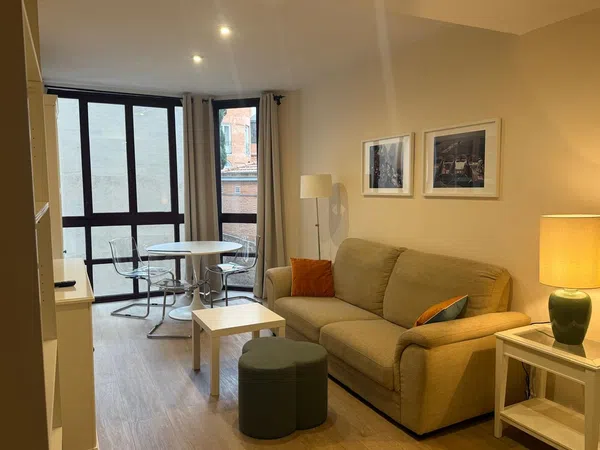 Piso en calle de Castelló, 68