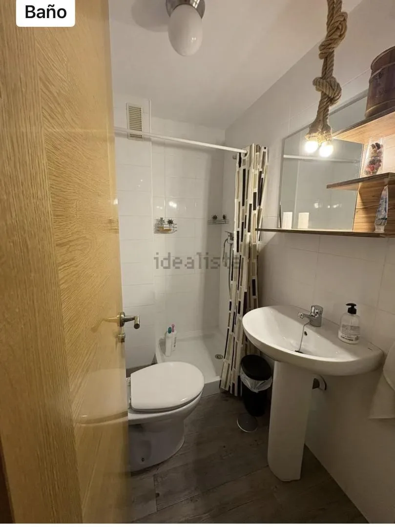 Piso en  Calle Punta Umbría 9 - Foto 4