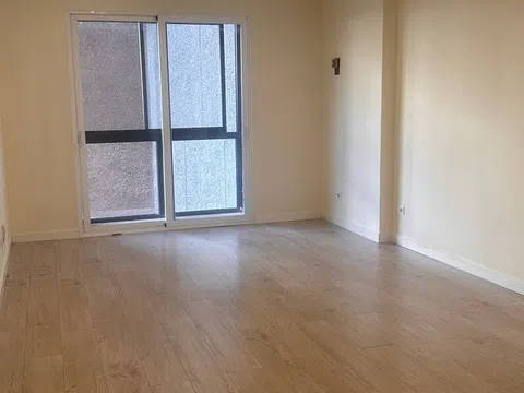 Piso en calle de Sor Ángela de la Cruz, 22