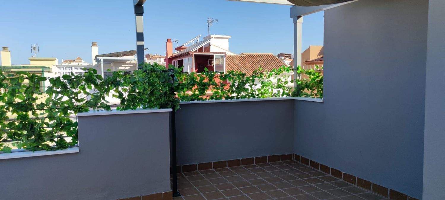 Chalet adosado en Calle Pintor Antonio Valdes, 28, Camino Algarrobo - Las Arenas - Foto 14