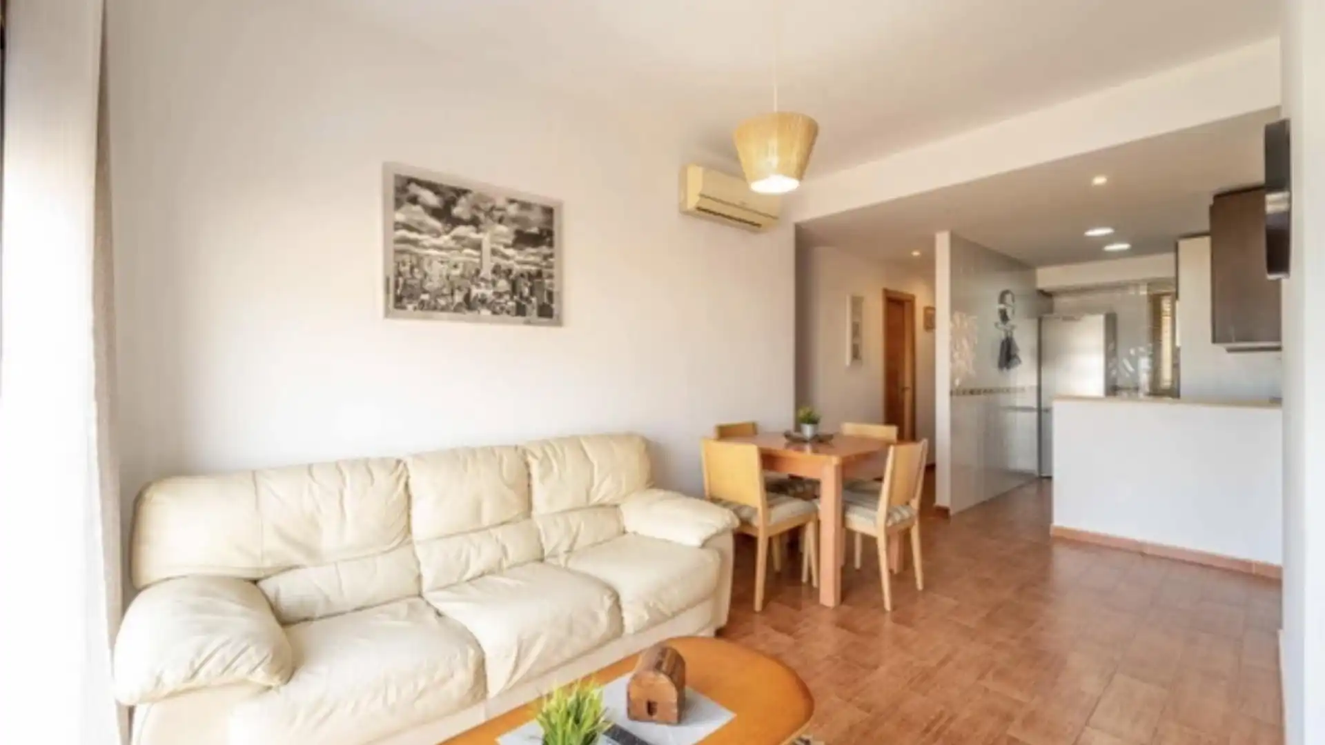 Piso en  Calle Hermanos Cortés 9 - Foto 3