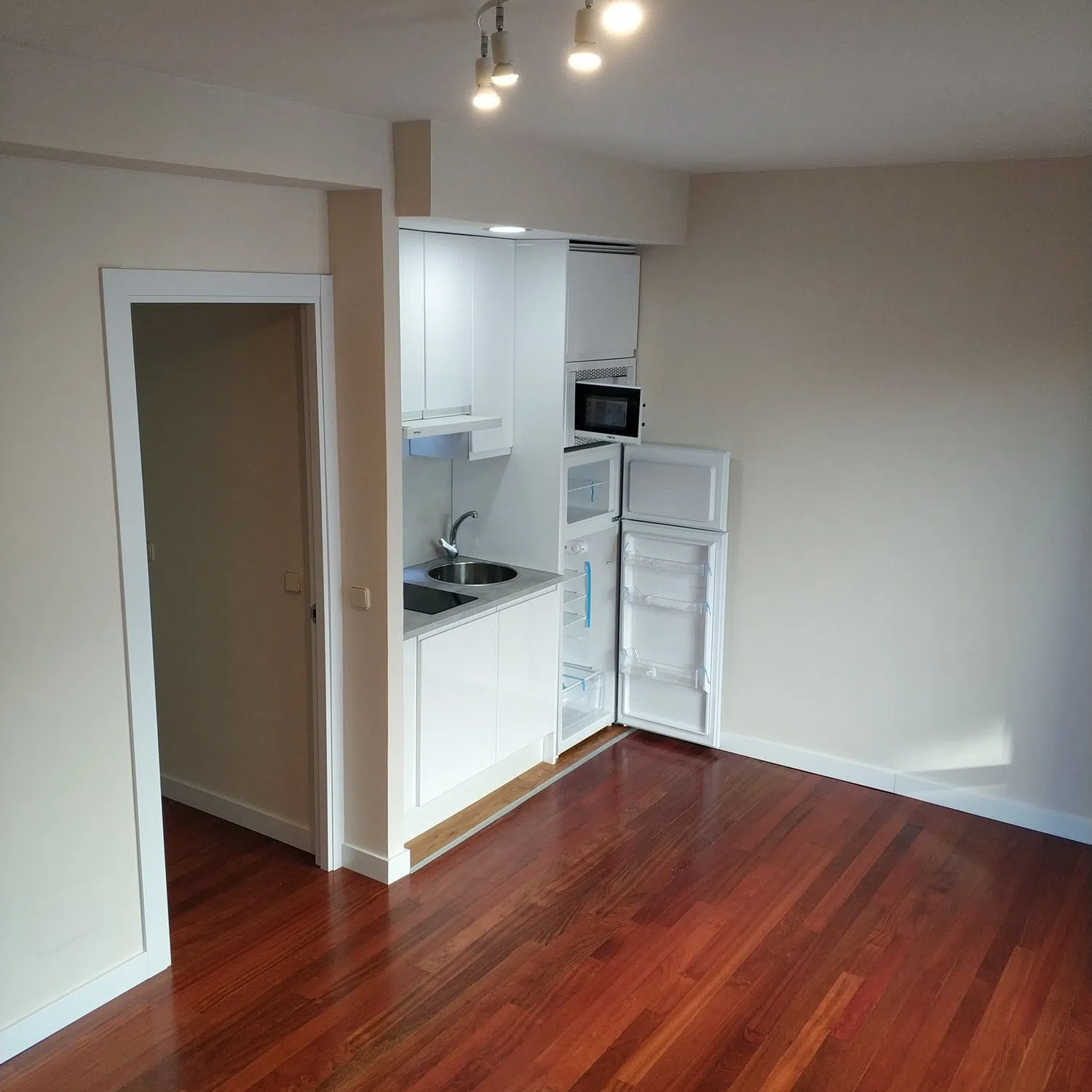 Piso en calle de Francos Rodríguez, 36 - Foto 1