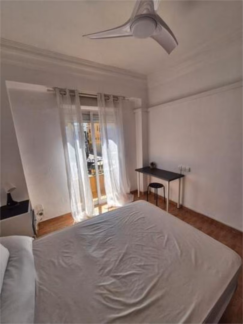 Piso en Cabañal - Foto 4