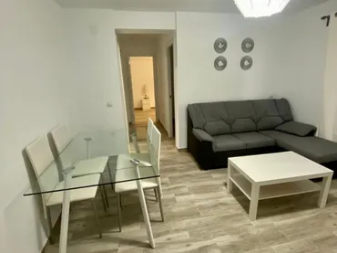 Piso en  Calle Rafaela 19 - Foto 3