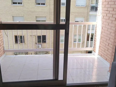 Piso en calle Carmen López Román, 6