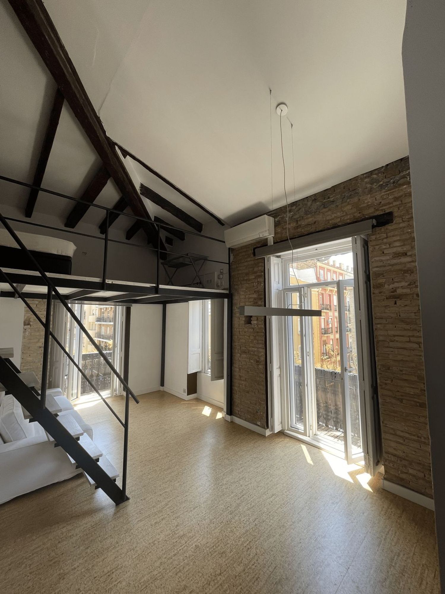 Ático en calle de Carles Cervera, 20