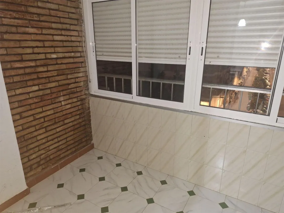 Piso en  Calle Puerto de Piqueras 3 - Foto 9