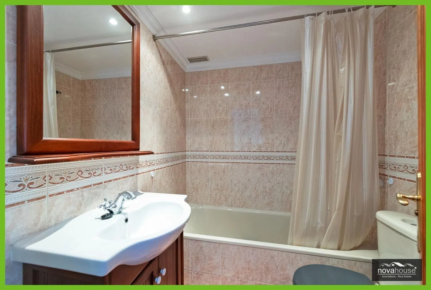 Chalet adosado en calle Cajiz, 1 - Foto 7