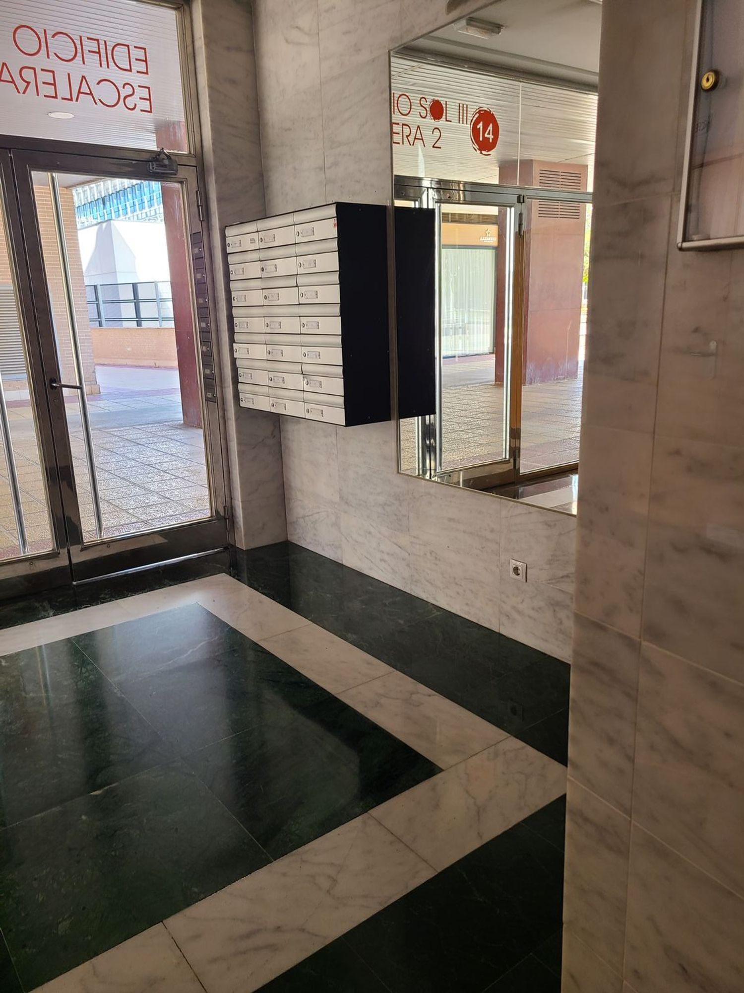 Piso en Paseo Misionero Luis Fontes Servet, 14, Zona Juan Carlos I - Avenida de Europa - Foto 23