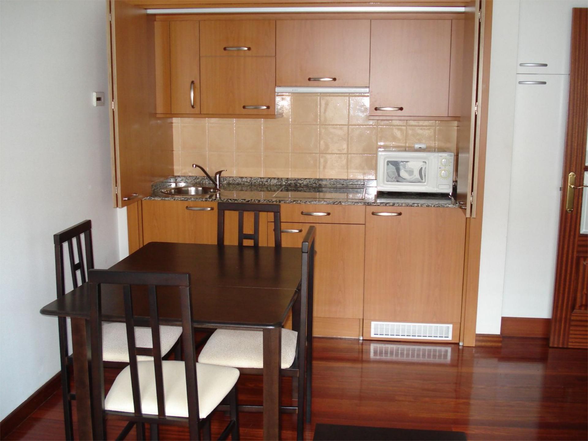 Piso en  Avenida de Ferrol 48 - Foto 2