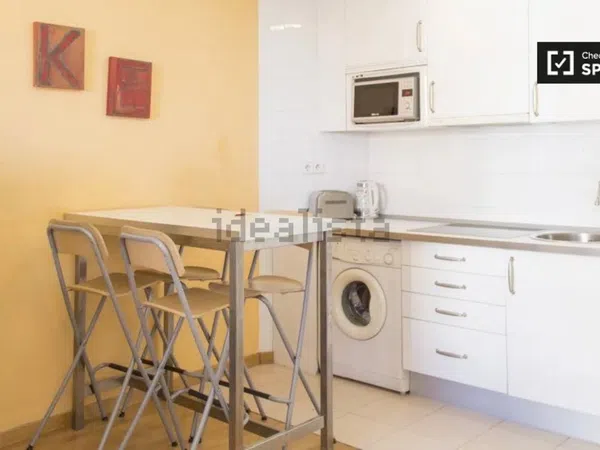 Estudio en calle de Concepción Jerónima, 13