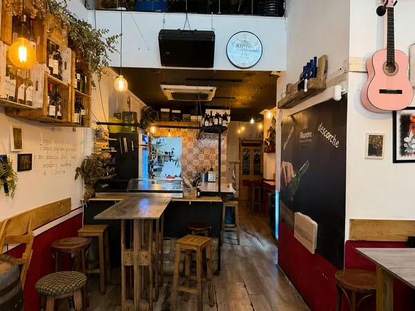 Bar, restaurante en traspaso en Calle del Médico Pascual Pérez - Foto 3