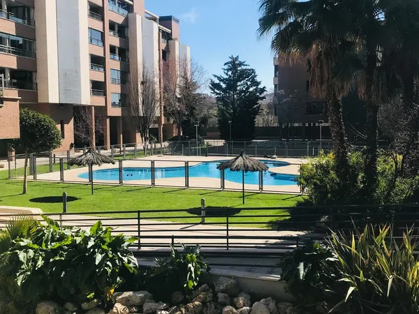 Piso en avenida del Monasterio de Silos, 36 a