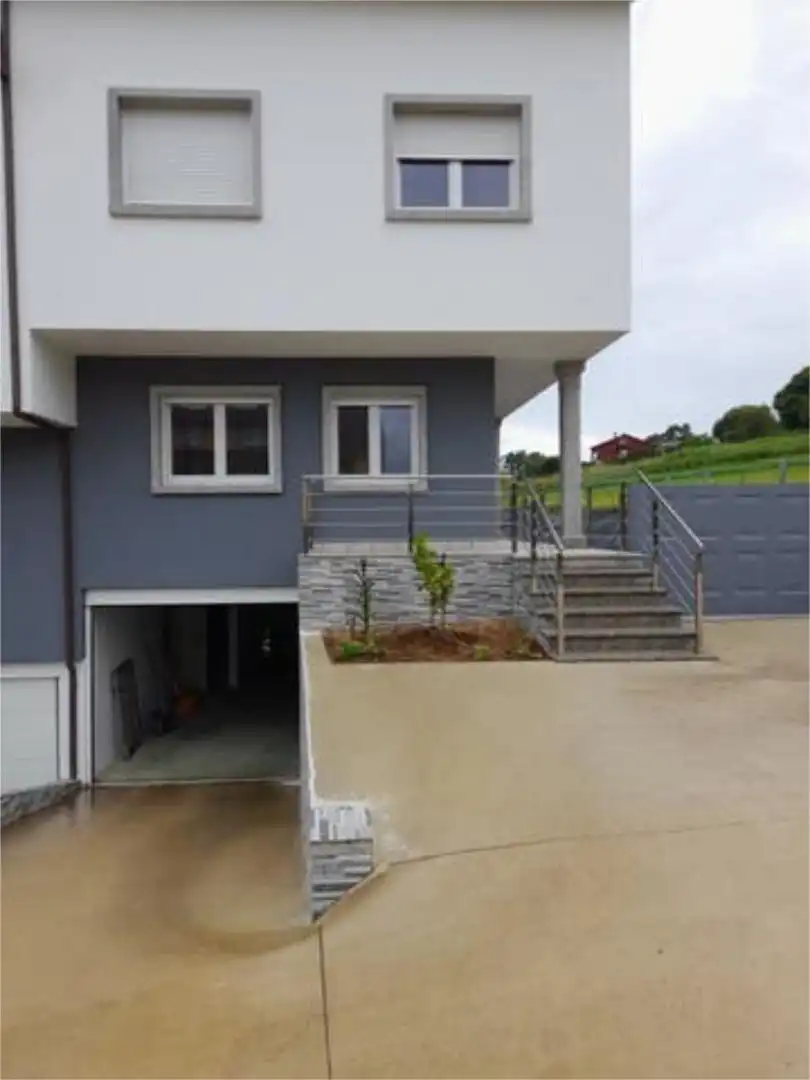 Casa adosada en Arins - Foto 1