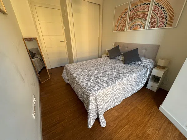 Estudio en plaza de Olavide, 1