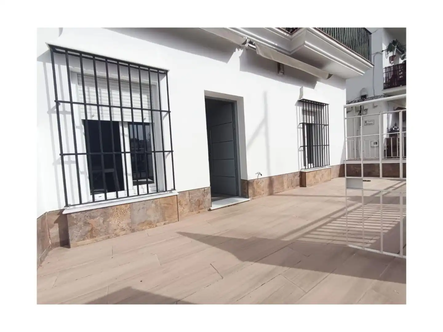 Piso en  Avenida del Ejército 57 - Foto 2