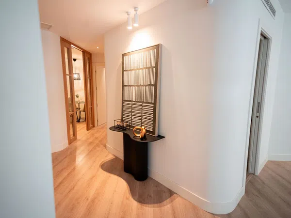 Piso en avenida del General Perón, 10