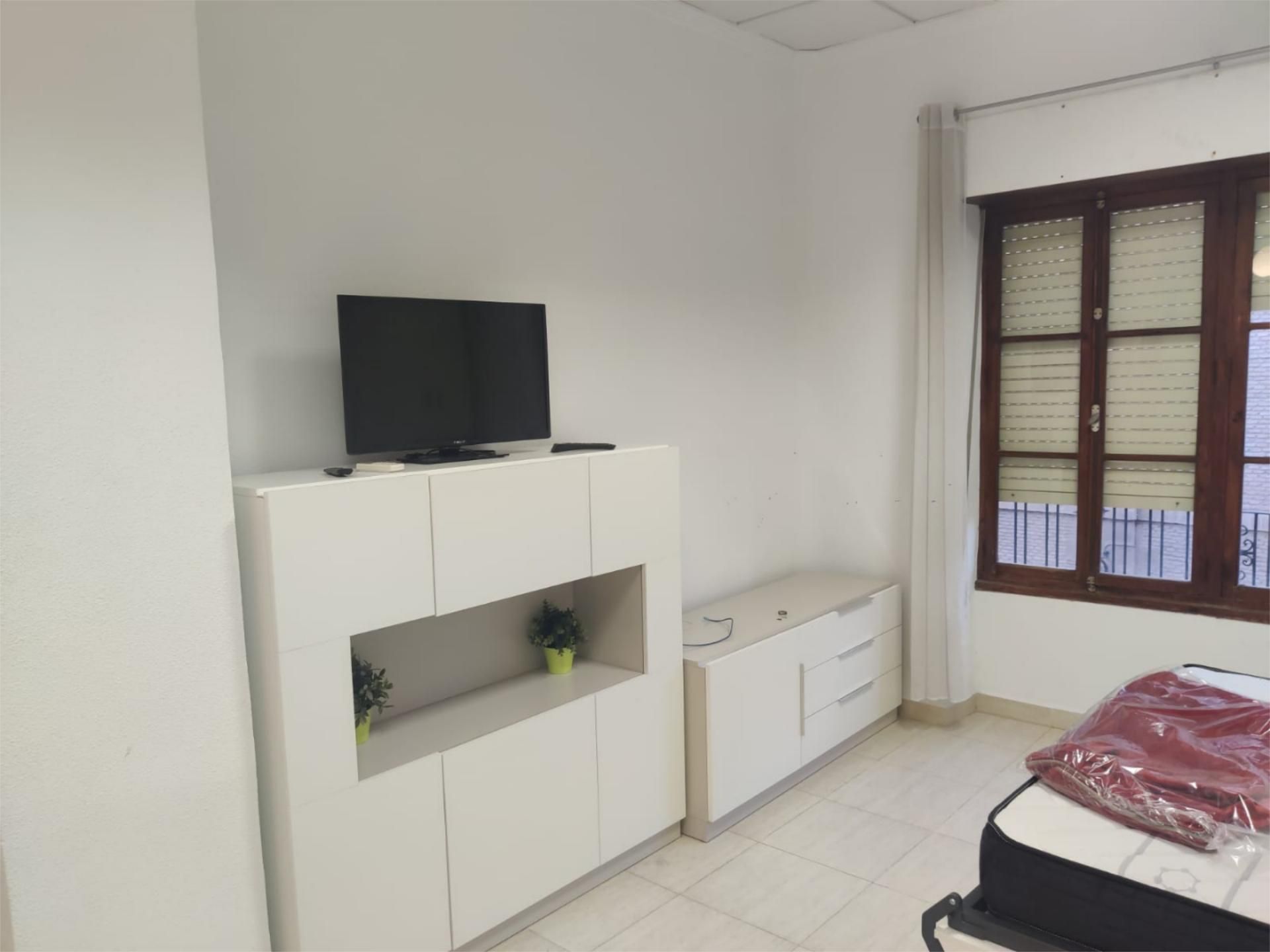 Estudio en  Gran Vía Alfonso X el Sabio 2b - Foto 4