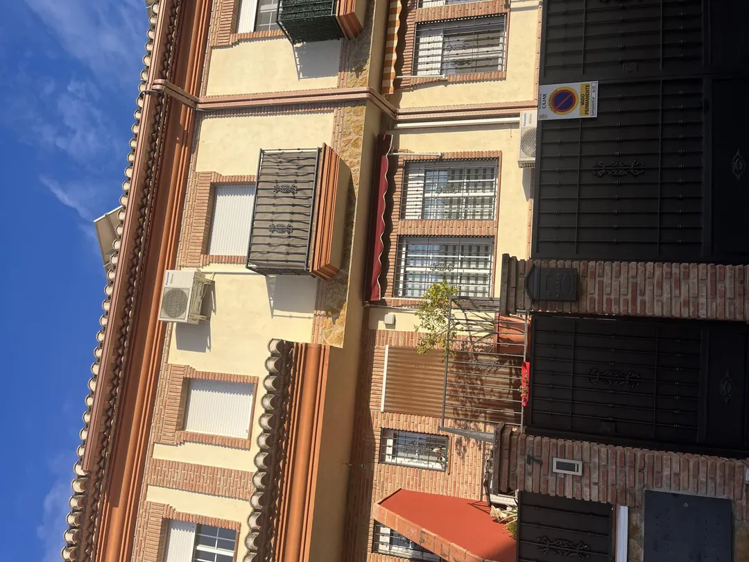 Casa adosada en  Calle Lopez Mezquita 5 - Foto 2