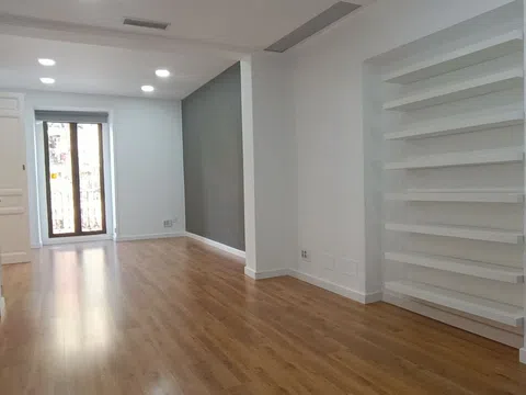 Piso en calle de San Bernardo, 84