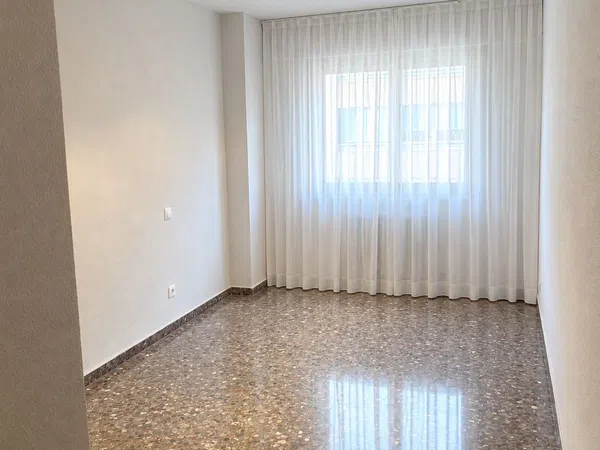 Piso en Avenida de Cesáreo Alierta, 39, Parque Miraflores - Foto 3