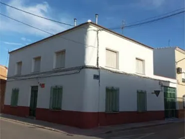 Chalet en Tomelloso. Situada en C/Nueva 111. - Foto 1