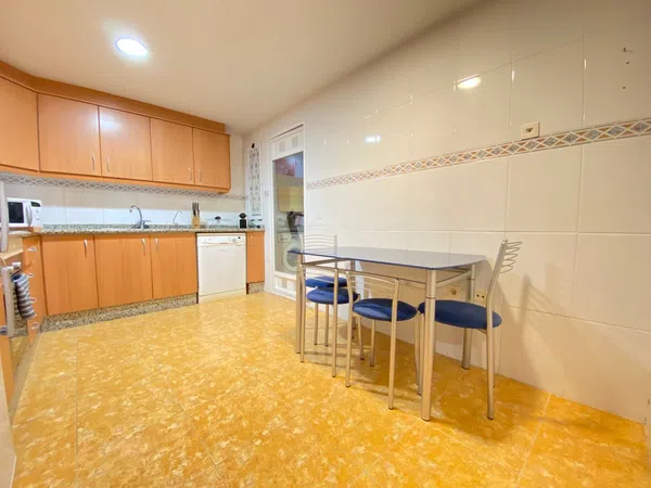 Piso en Calle Isla Cabrera - Foto 10