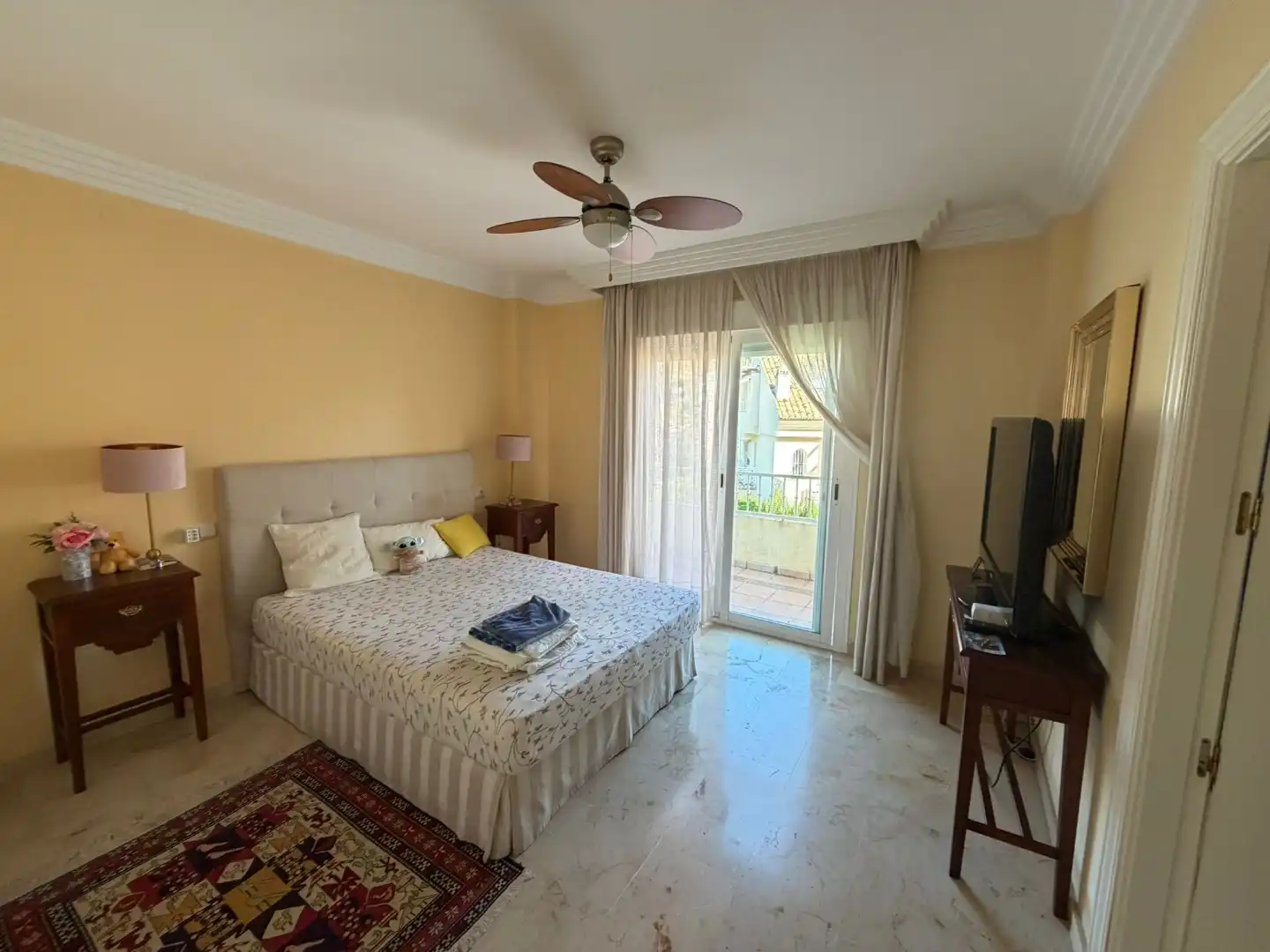 Casa adosada en  Avenida Pinos de los 18 - Foto 16