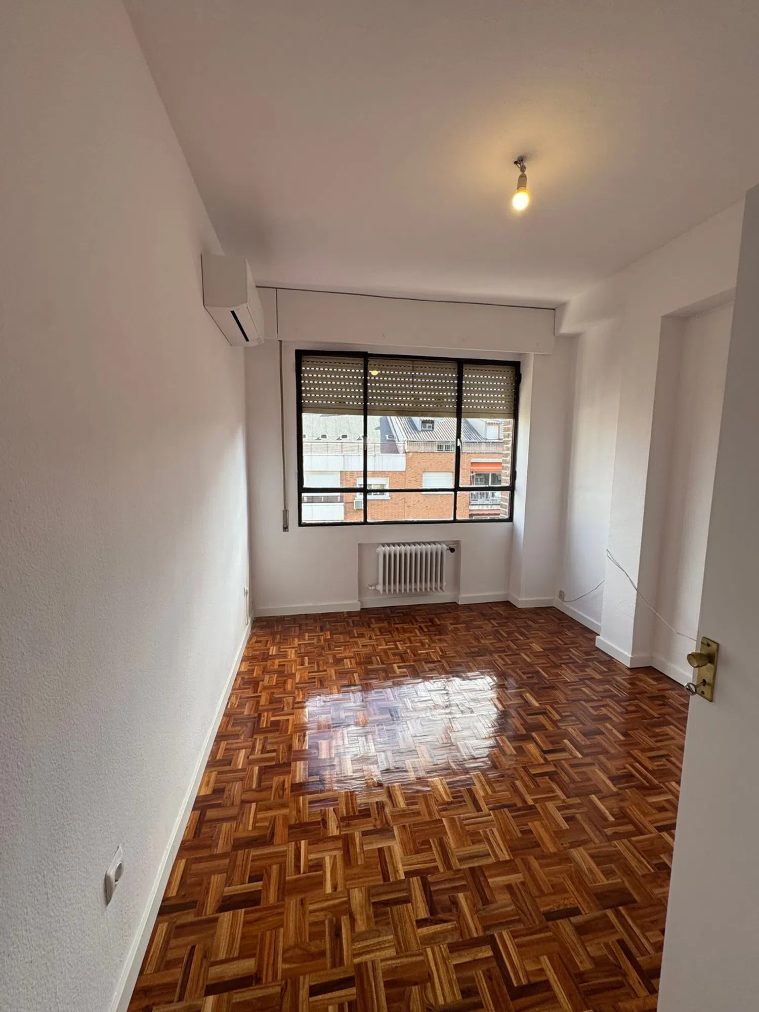 Piso en calle de Clara del Rey, 24 - Foto 1