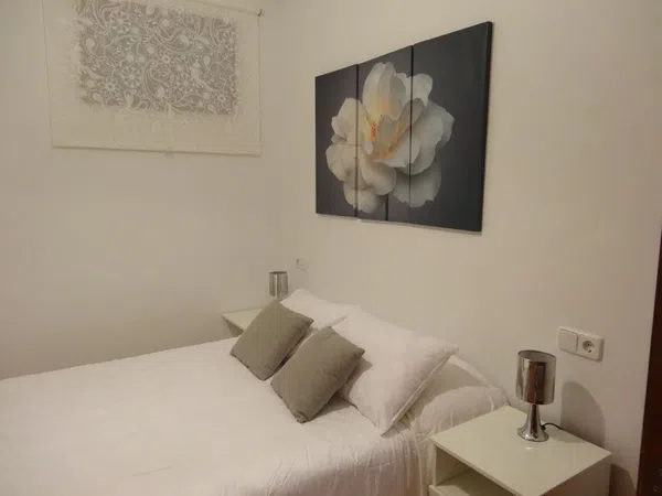 Piso en calle de la Cadena, 2