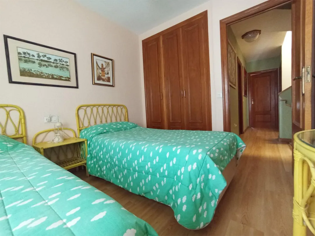 Casa adosada en  Calle de la Dorada 6 - Foto 26