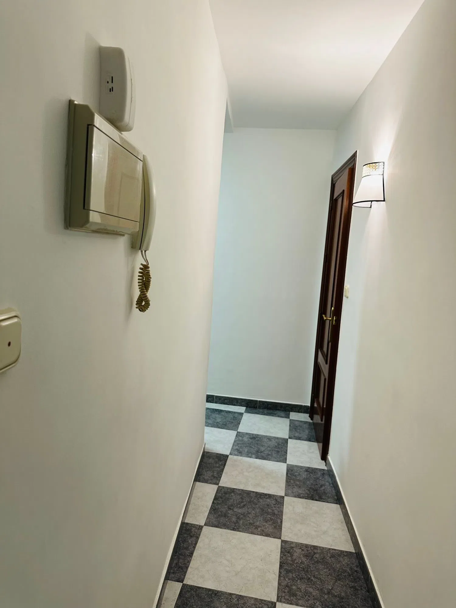 Piso en calle Jesús y María, 10 - Foto 3