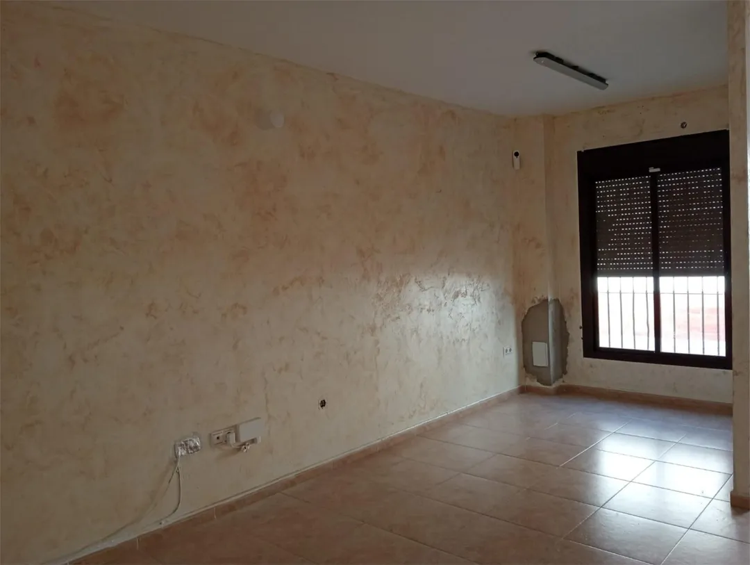 Casa adosada en  Calle Virgen de Lourdes 11 - Foto 2