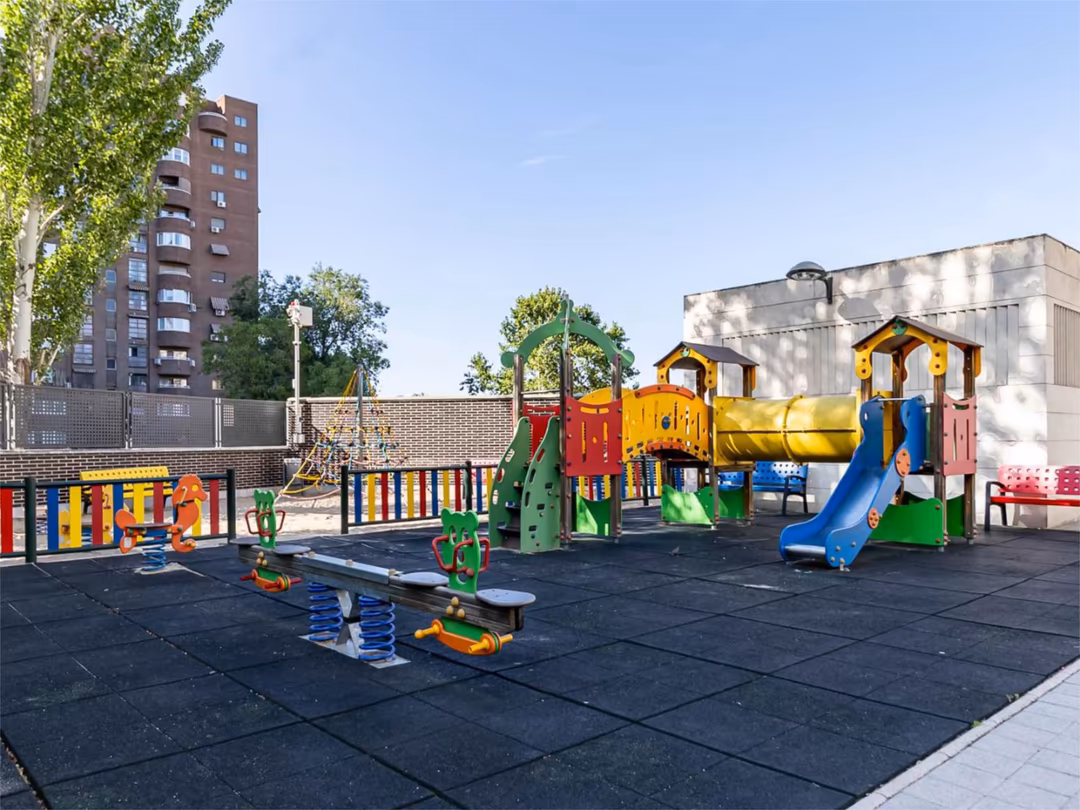 Piso en  Calle de Carlos y Guillermo Fernández Shaw 1 - Foto 51