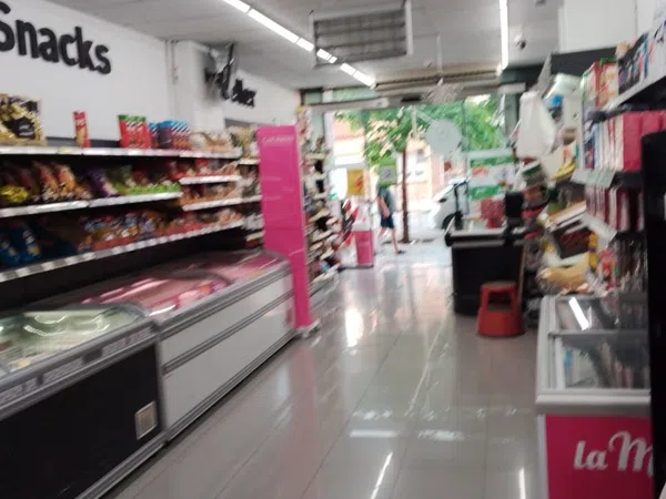 Local en Supermercado en Avenida de la Concòrdia, La Concòrdia - Foto 1